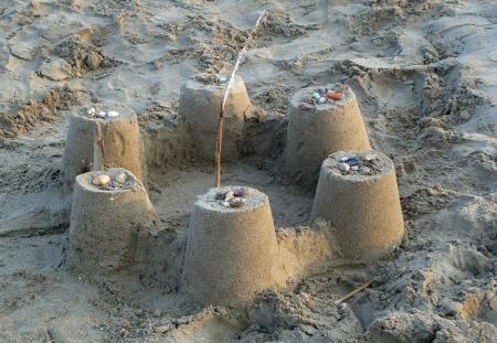 Petit chteau de sable, les enfants le retrouveront demain... 