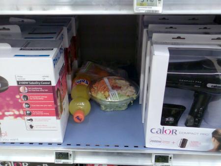 J'aime pas du tout, mais pas du tout quand les gens font... a !!!!